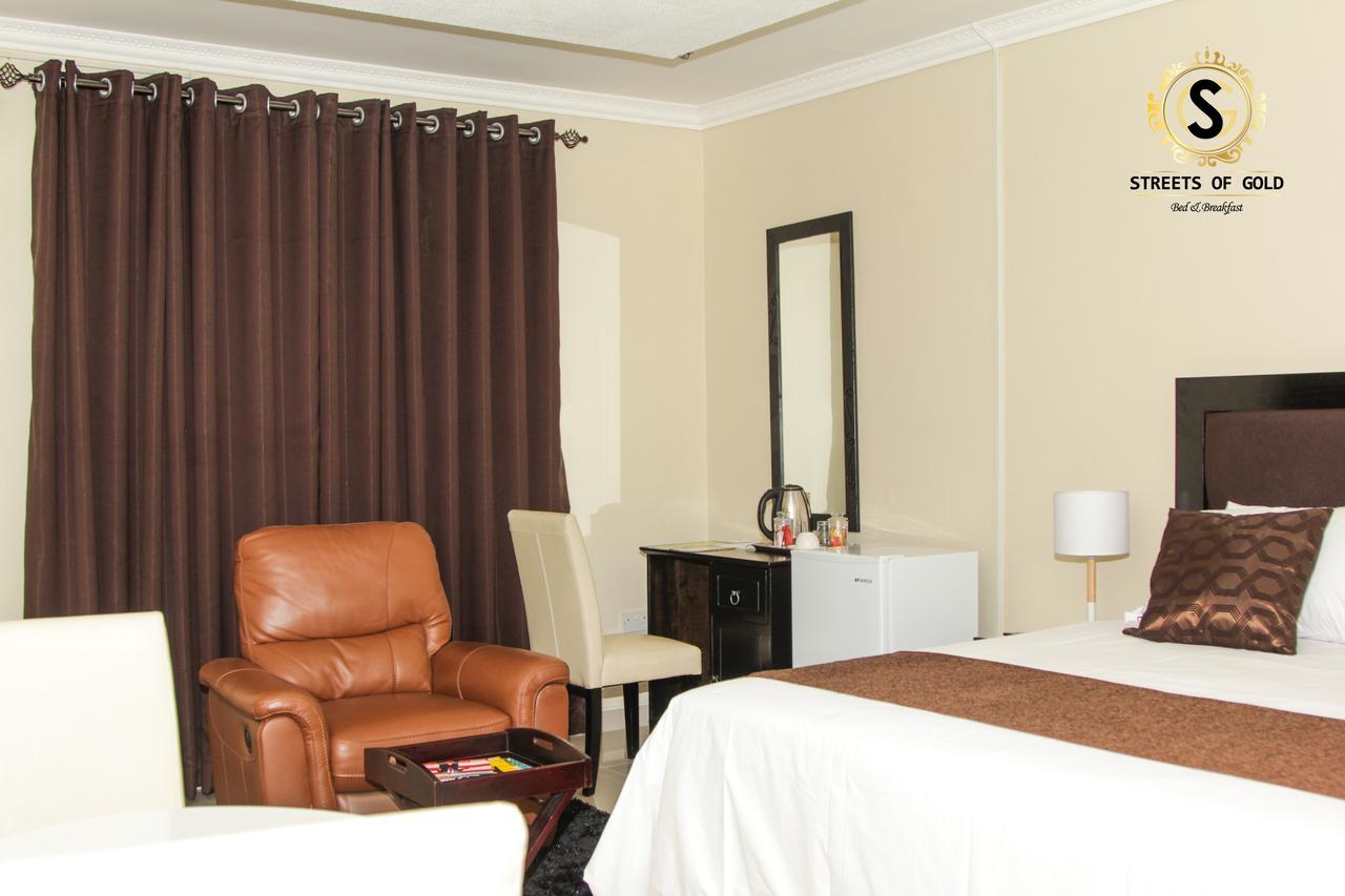 Streets Of Gold Guest House Gaborone Buitenkant foto