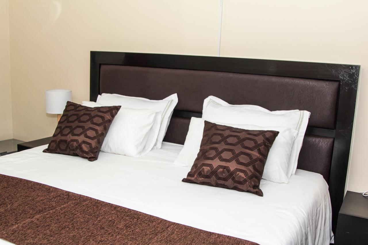 Streets Of Gold Guest House Gaborone Buitenkant foto
